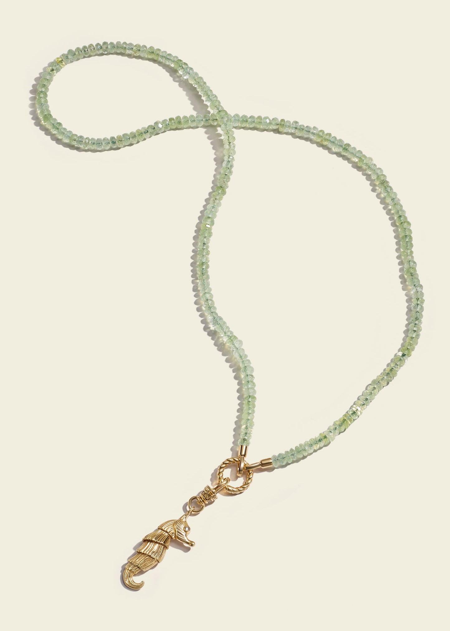 Lucy Delius polished 14ct gold necklace, close-up detail